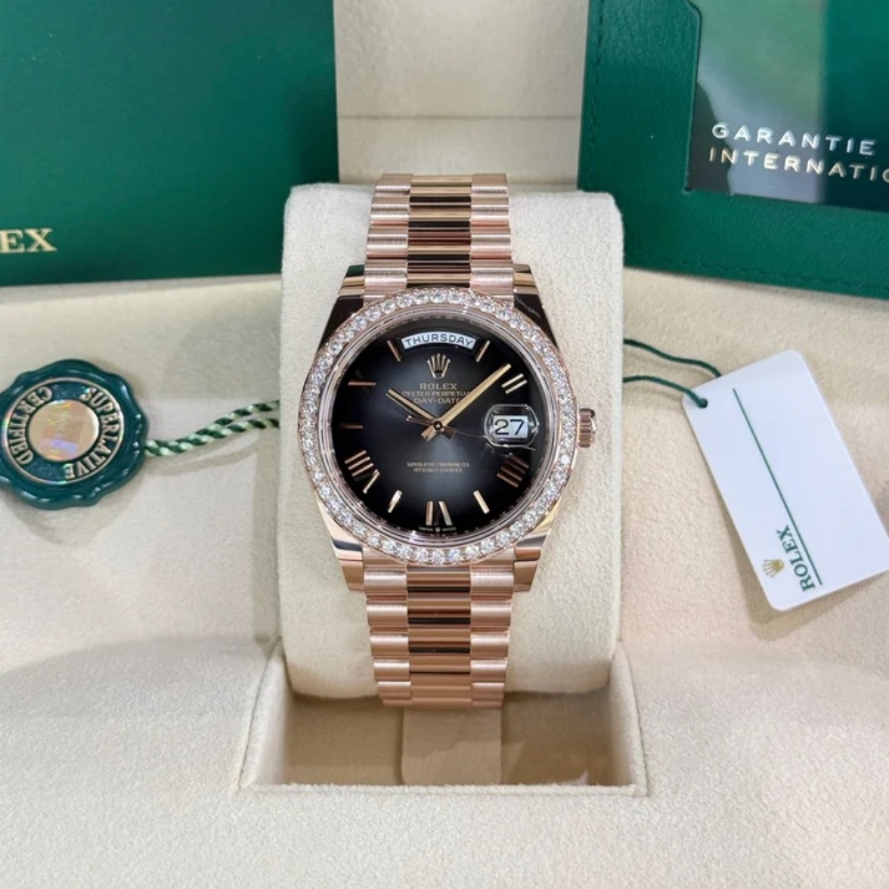 【Free Shipping】【Super Clone】RLX  Day-Date 40mm Slate Ombré Dial and Diamond Bezel 228345rbr-0025