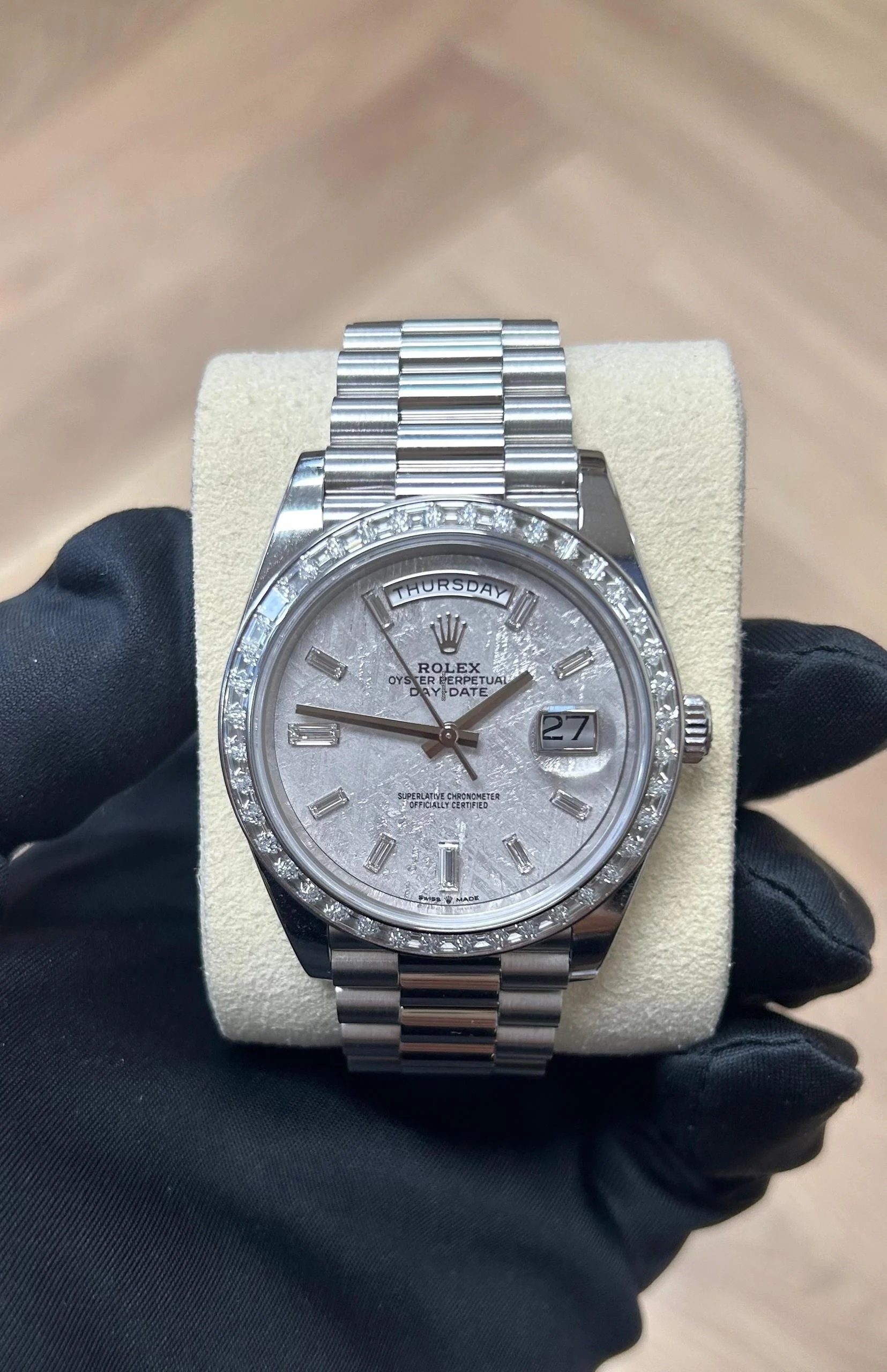 【Free Shipping】【Super Clone】RLX Day-Date 40mm 228396TBR-0027 Meteoriate Baguette Diamond Dial and Bezel Watch