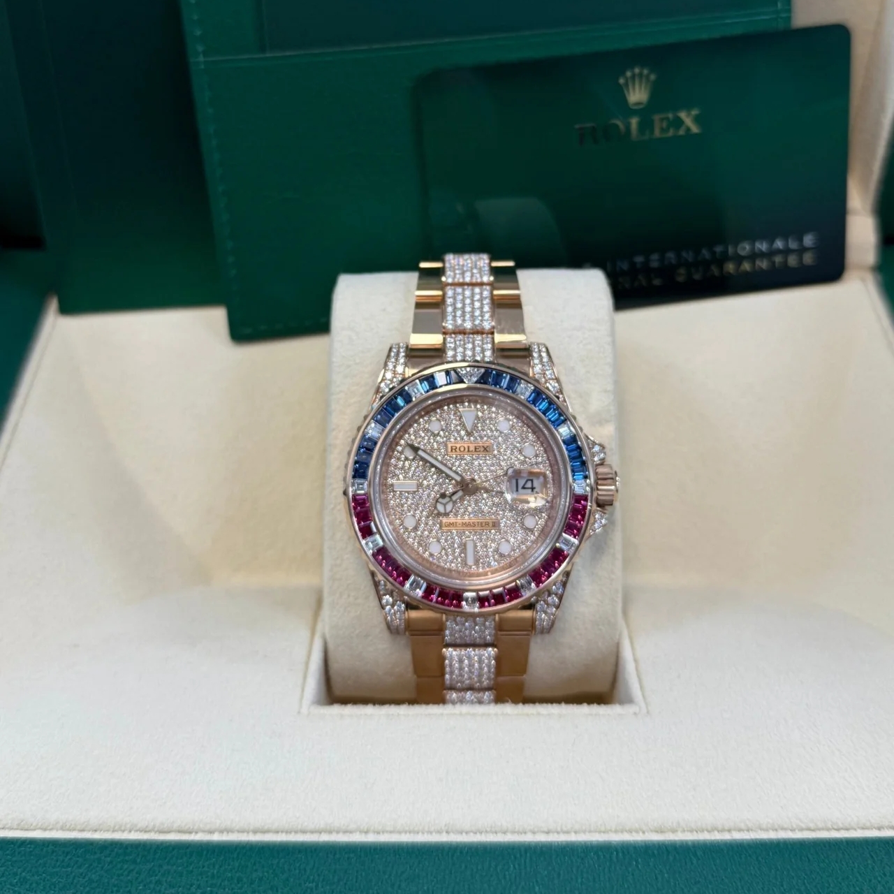 【Free Shipping】【Super Clone】RLX GMT-Master II 40mm 126755SARU