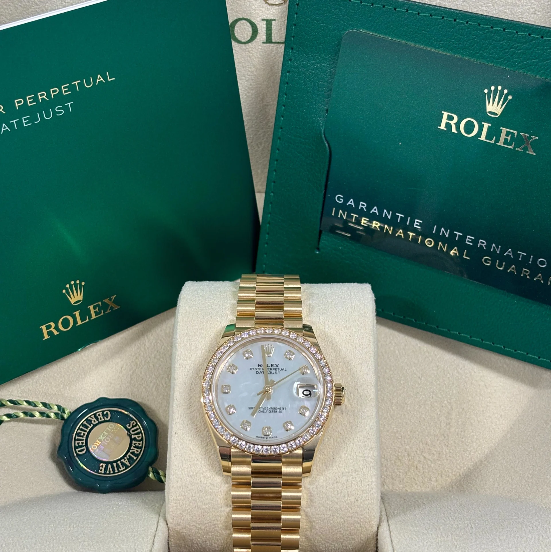 【Free Shipping】【Super Clone】RLX Datejust m278288RBR-0006 White Mother-of-Pearl 31mm Dial President Bracelet Watch