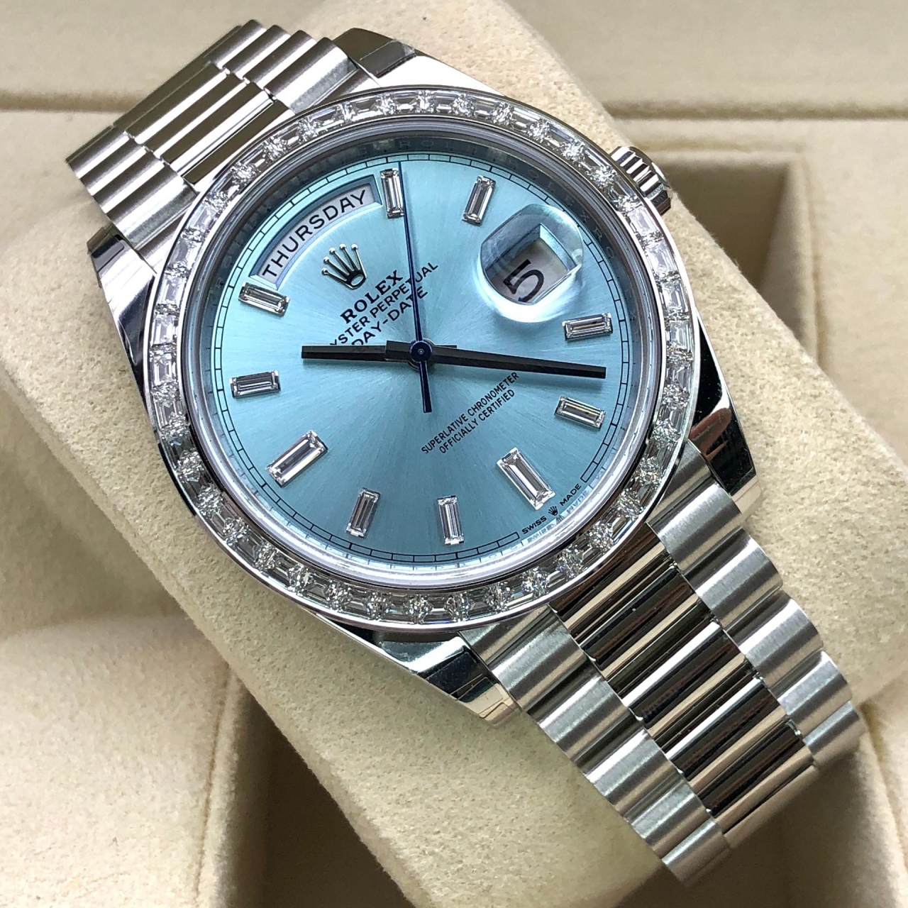 【Free Shipping】【Super Clone】RLX Day-Date 40mm 228396TBR-0002 Ice Blue Diamonds Dial