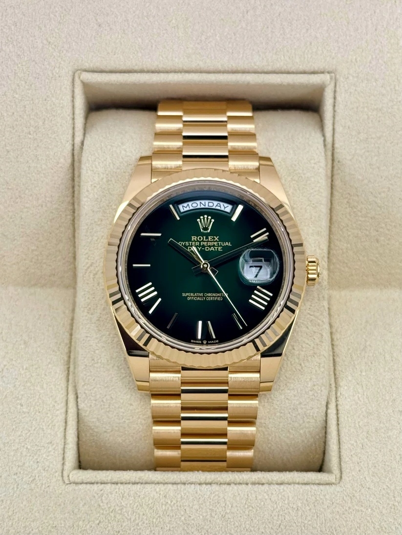【Free Shipping】【Super Clone】RLX  Yellow Gold President Day Date 40mm Green Roman Ombre Dial - 228238