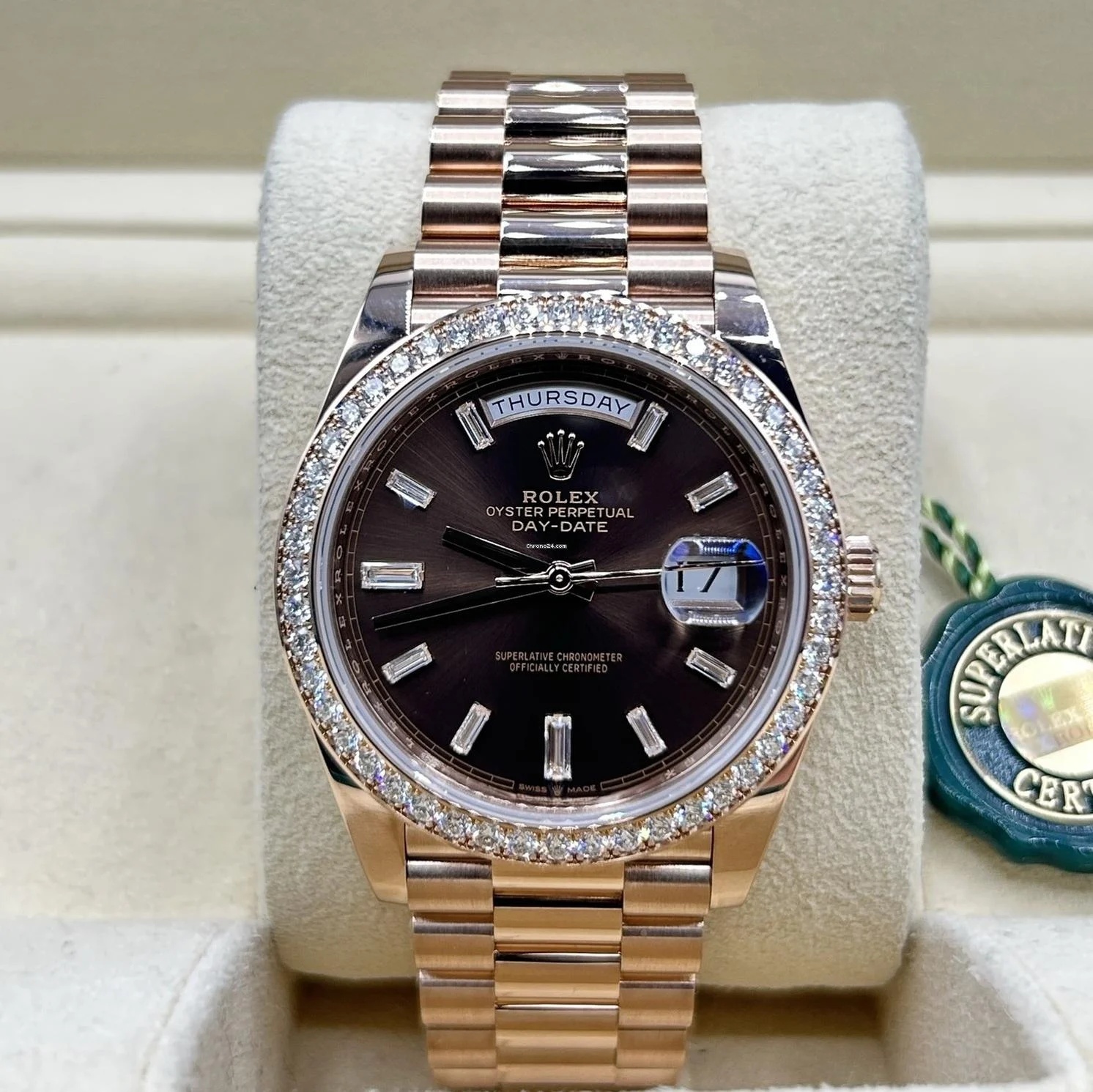 【Free Shipping】【Super Clone】RLX  Day-Date 40mm Chocolate Baguette Diamond Dial Diamond Bezel Dial Watch 228345RBR