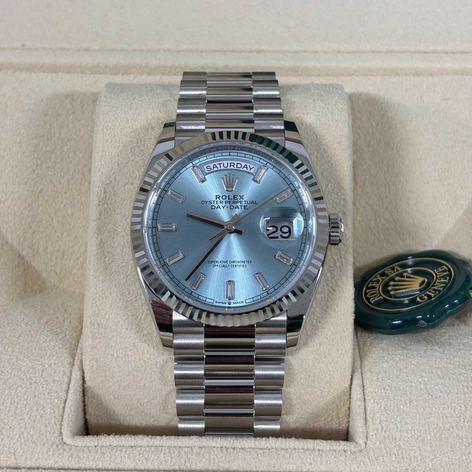 【Free Shipping】【Super Clone】RLX  Day-Date M128236-0009 36mm